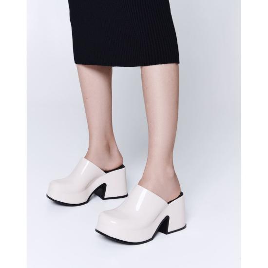 24FW 멜리사 힐/펌프스 35819 AX546 - MELISSA