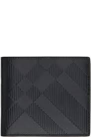 25FW 버버리 엠보싱 체크 바이폴드 지갑 8103992 BLACK DOM