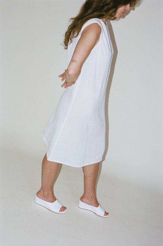  베이스레인지 미디 원피스 베이스렌지 리우 드레스 언다이드 - BASERANGE