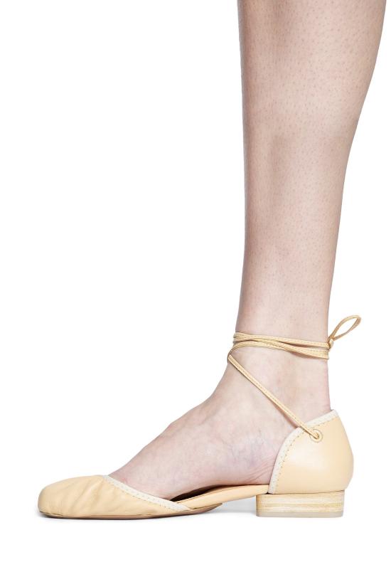  르메르 슈즈 FO0165LL0115YE504 Beige - LEMAIRE