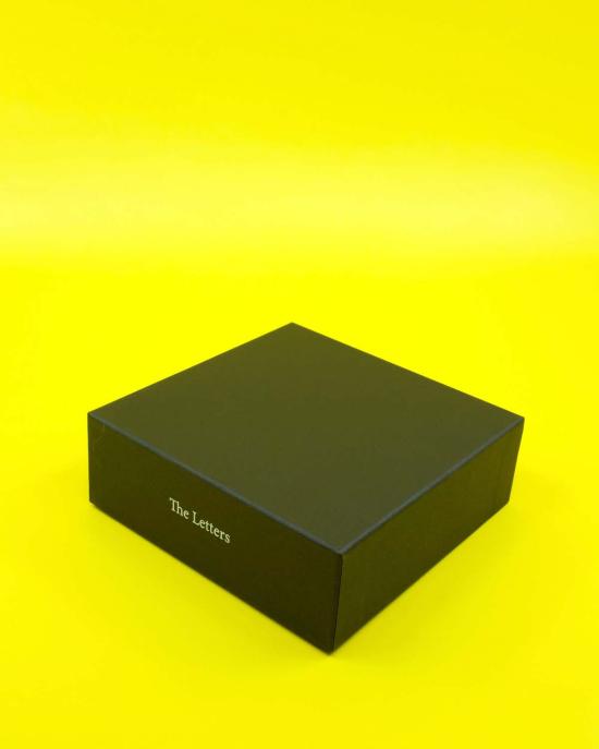  더 레터스 가죽 벨트 레터스 초콜릿 카우하이드 양면 말굽 롱 - THE LETTERS