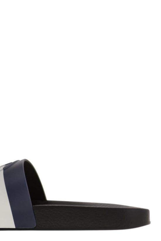  몽클레어 샌들 K109A4C0002001A49 998 Grey - MONCLER