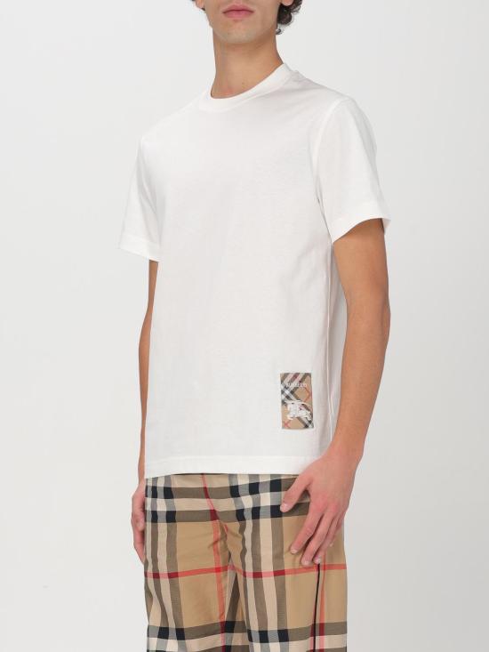 26SS 버버리 체크 라벨 코튼 티셔츠 8102254 White - BURBERRY