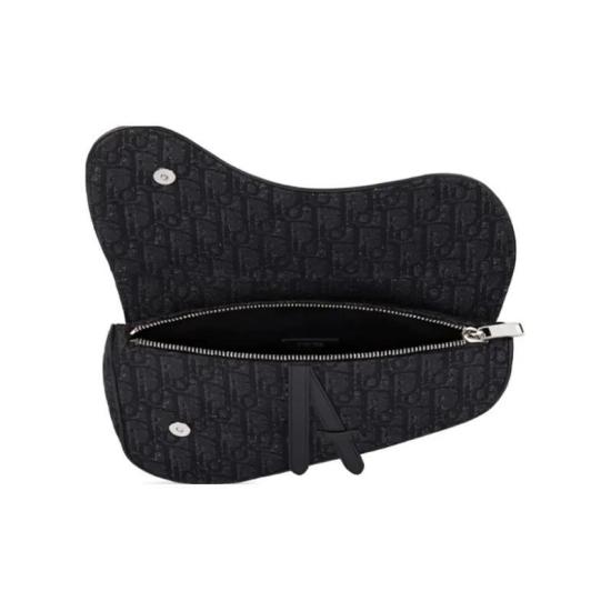 26SS 디올 크로스백 1ADPO093YKY H00N DOM - DIOR