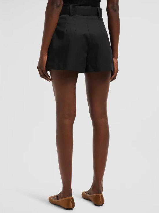 25SS 몽클레어 숏팬츠 2B000 19 54A36 999 - MONCLER