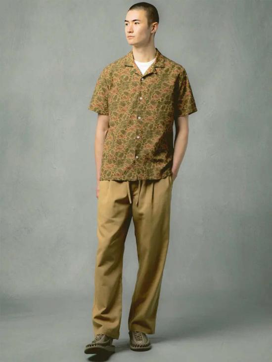  Kestin 반팔 셔츠 케스틴 크래먼드  올리브 마블 텍스처드 코튼 - KESTIN