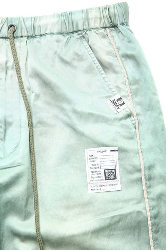  메종 미하라 야스히로 치노 팬츠 Mihara Yasuhiro 에이지드 새틴 팬츠 카키 - MAISON MIHARA YASUHIRO