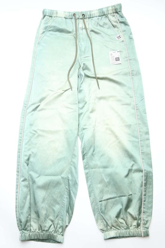  메종 미하라 야스히로 치노 팬츠 Mihara Yasuhiro 에이지드 새틴 팬츠 카키