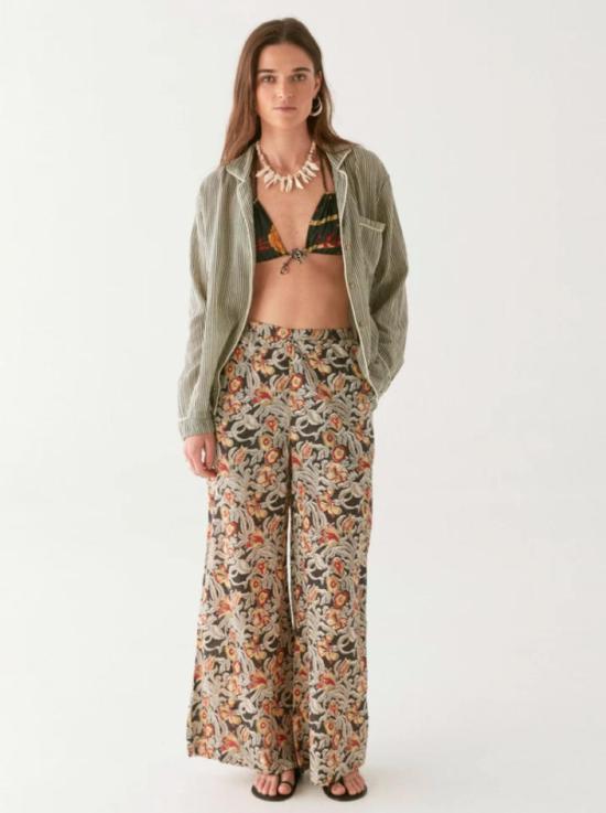  메종 호텔 블라우스 도도  비다르 마린 - MAISON HOTEL