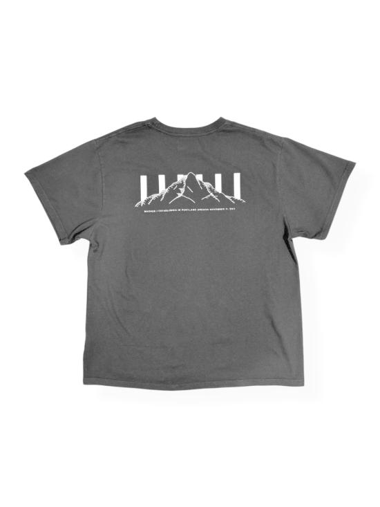 MACHUS Private Label 반팔 티셔츠 마쿠스 프라이빗 라벨 더 마운틴 로고 티셔츠 - MACHUS PRIVATE LABEL