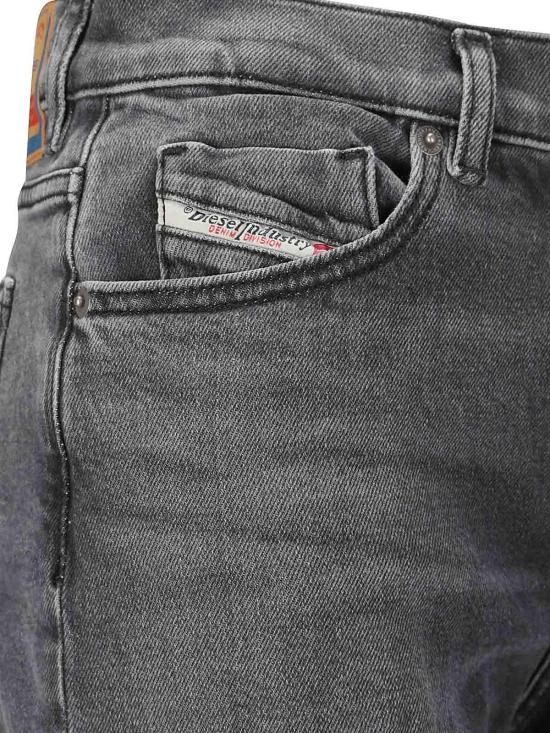  디젤 스트레이트 팬츠 A036250CLBG02 Blue - DIESEL