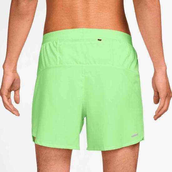  나이키 STRIDE 스트라이드 드라이 핏 5인치 브리프 라인드 러닝 쇼츠 DM4755 701 BARELY VOLT DOM - NIKE
