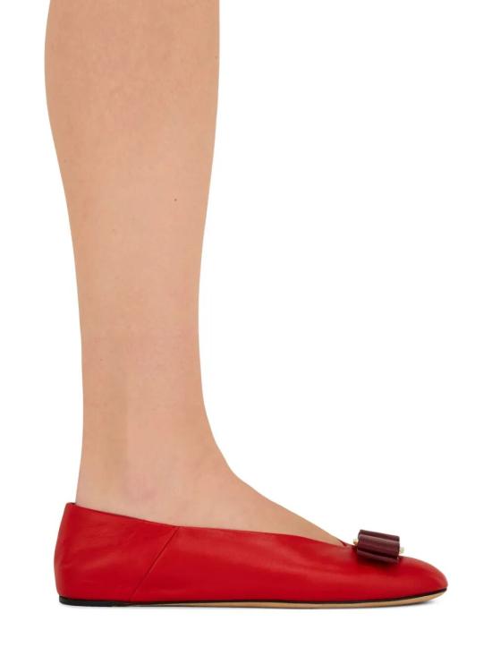 25SS 살바토레 페라가모 플랫 슈즈 01I217 0782103 FLAME RED BORGOGNA - SALVATORE FERRAGAMO