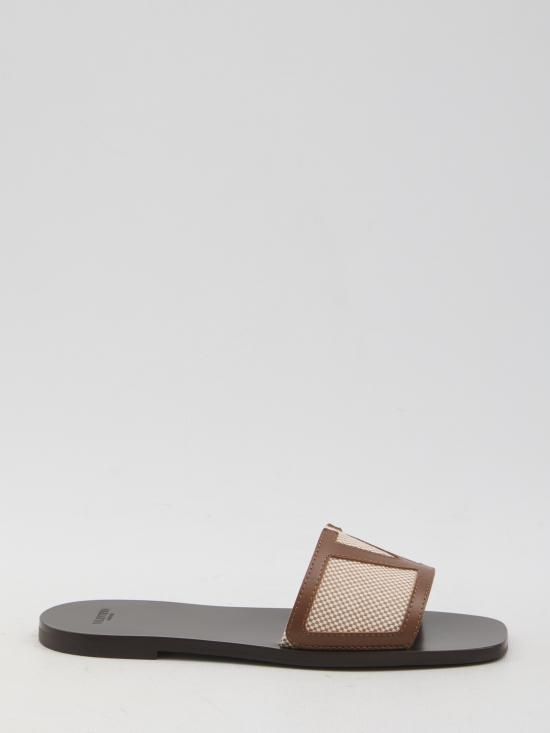 25SS 발렌티노 가라바니 뮬/슬리퍼 6W2S0LK2 BROWN