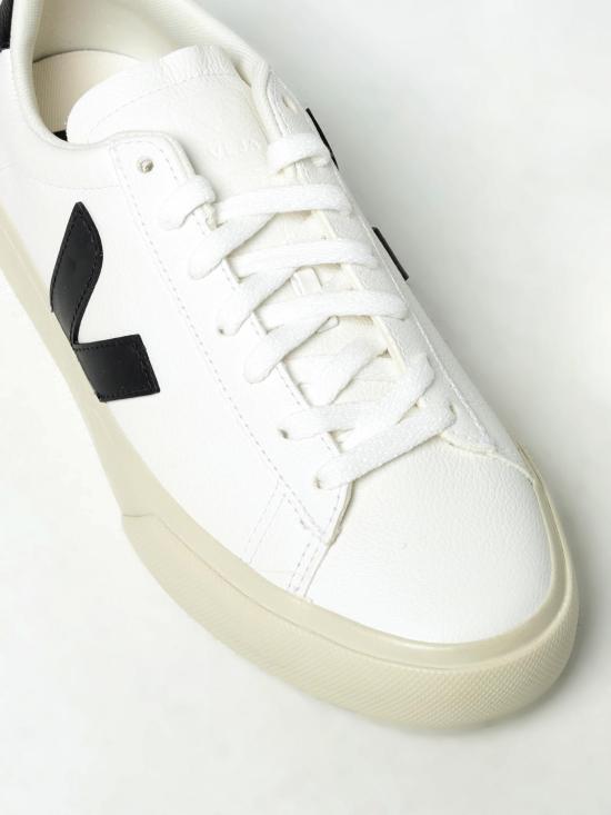25FW 베자 뮬/슬리퍼 CP0501537 CHROMEFREE LEATHER EXTRA WHITE BLACK White - VEJA