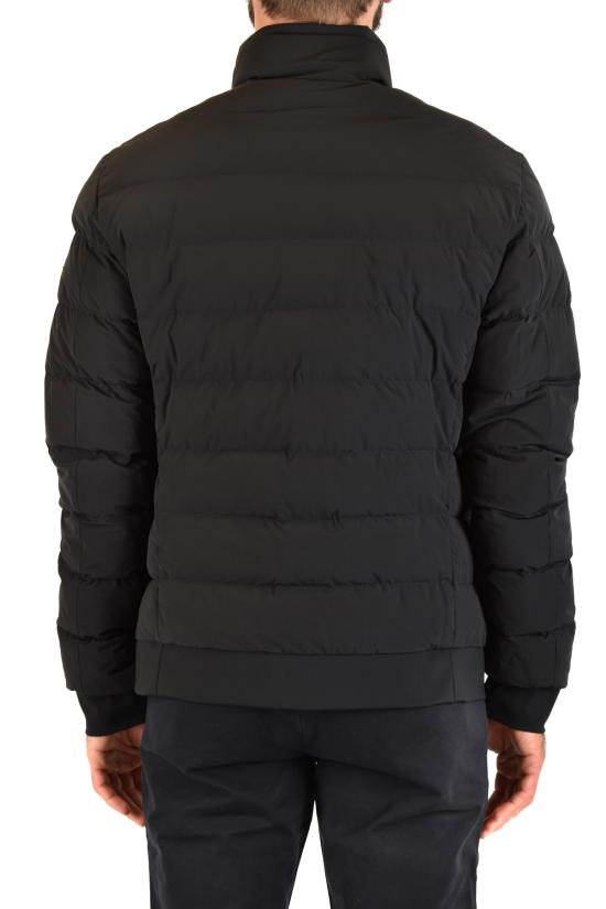 페트레이 숏패딩 PEU3265 01180662 NER Black - PEUTEREY