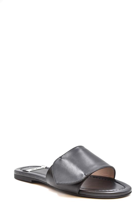  누메로벤투노 뮬/슬리퍼 21ECP0NV11013X020 Black - N°21