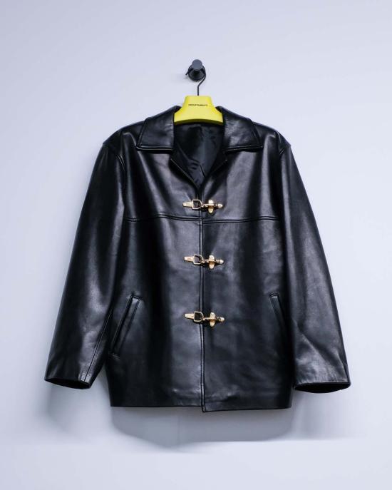  어니스트 더블유 베이커 케이프 어니스트 W. 베이커 소방관  블랙 - ERNEST W. BAKER