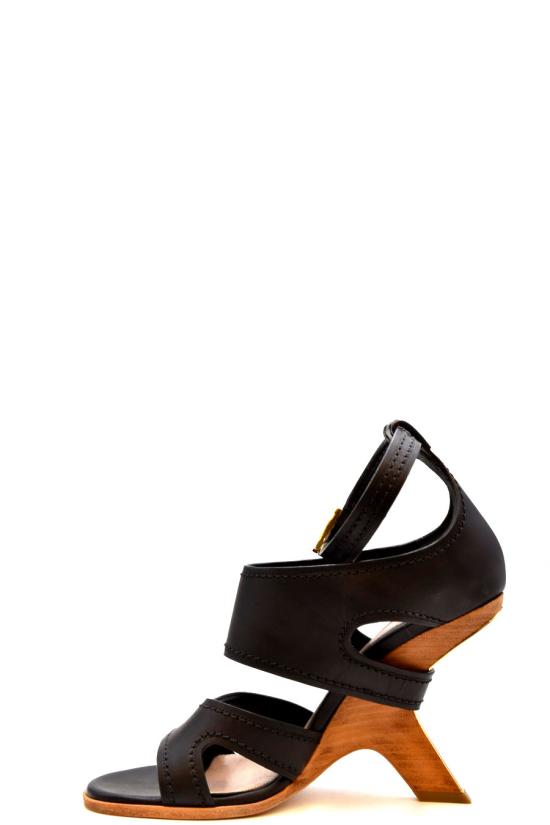  알렉산더 맥퀸 샌들 621839 WHXZ7 1039 Black - ALEXANDER MCQUEEN