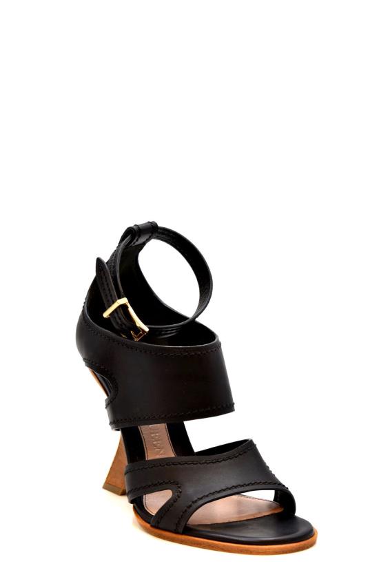  알렉산더 맥퀸 샌들 621839 WHXZ7 1039 Black - ALEXANDER MCQUEEN