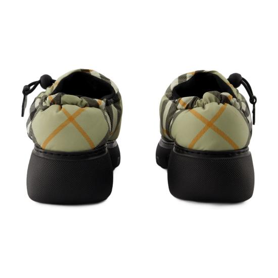 24FW 버버리 플랫 슈즈 8094483 grey - BURBERRY