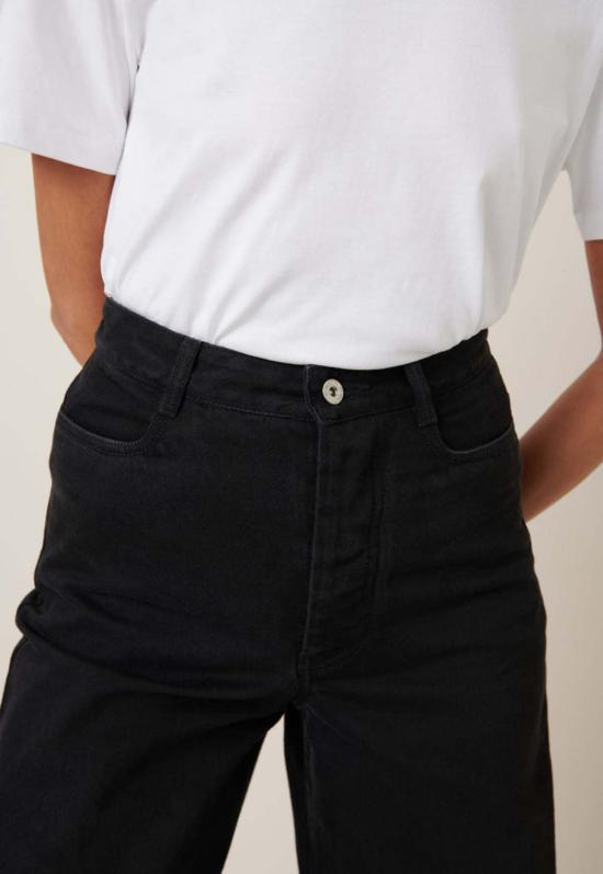  코우토우 데님 팬츠 하이 퍼들 진 블랙 데님 - KOWTOW