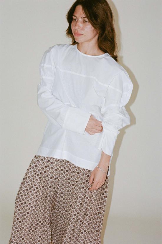  레이첼 코미 민소매 티셔츠 렐리오  화이트 - RACHEL COMEY