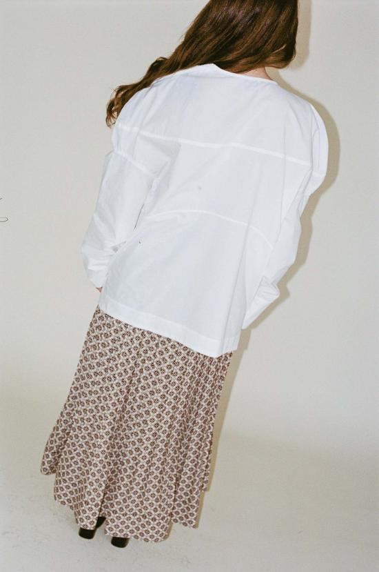  레이첼 코미 민소매 티셔츠 렐리오  화이트 - RACHEL COMEY