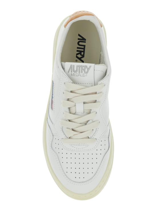 25SS 오트리 메달리스트 로우 레더 스니커즈 AULWLL76WHTSNDSTRM White - AUTRY