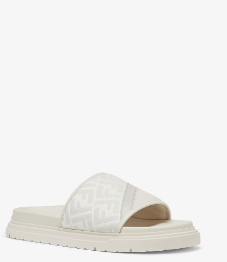 25SS 펜디 샌들 7X1674 ASAJF1RT8 White - FENDI