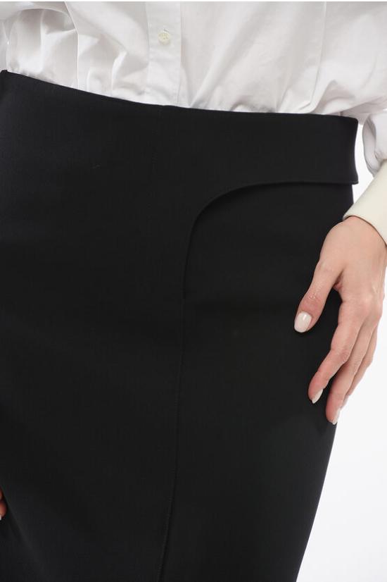  자크뮈스 숏 스커트 241SK048 1526 990 Black - JACQUEMUS