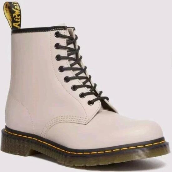  닥터마틴 부츠 31008348 BEIGE DOM