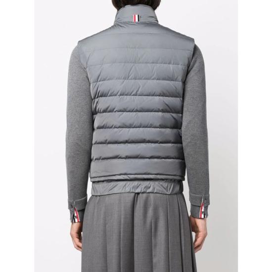 25FW 톰브라운 베스트 MVD024X07259 - THOM BROWNE