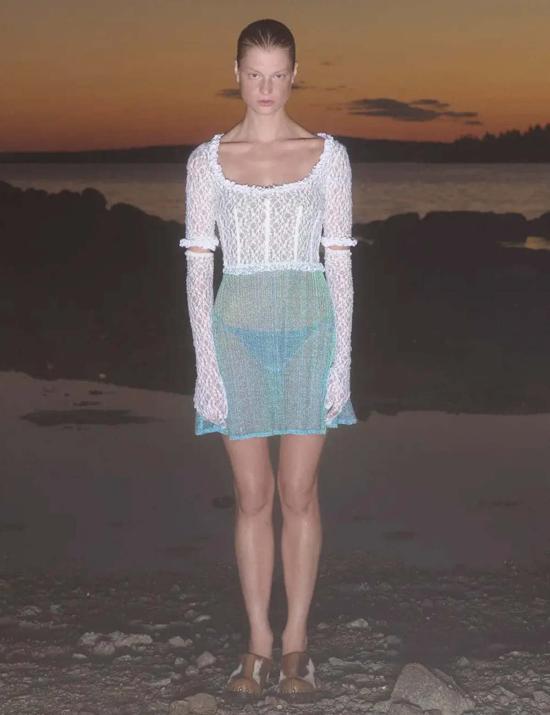  프리스카베라 긴팔 티셔츠 스트레치 레이스 코르셋 탑 화이트 - PRISCAVERA