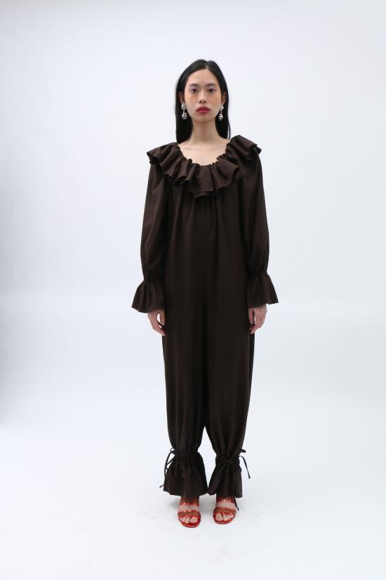  베이스레인지 롱 원피스 베이스렌지 포베아 수잔  딥 브라운 - BASERANGE