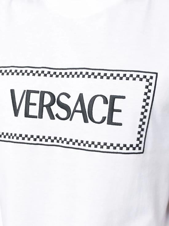 25SS 베르사체 반팔 티셔츠 1011694 1A085841W000 Optical white - VERSACE