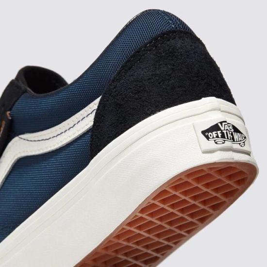  반스 스니커즈 VN000CT8LKZ1 DOM - VANS