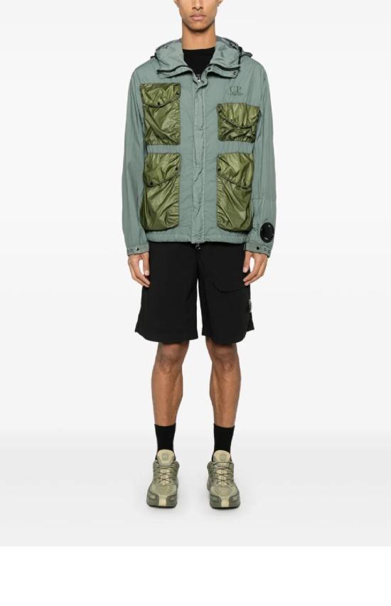 25SS 씨피 컴퍼니 숏팬츠 18CMBE172A006439G999 BLACK DOM - C.P. COMPANY