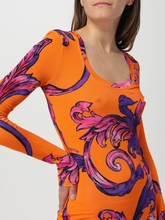25SS 베르사체 미디 원피스 78HAO920JS471 565 Orange - VERSACE