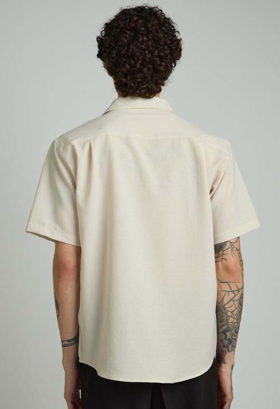  더 엔케이씨 스토어 반팔 티셔츠 Nkc 퍼포먼스 주름 프리 반팔 크림 - The NKC Store
