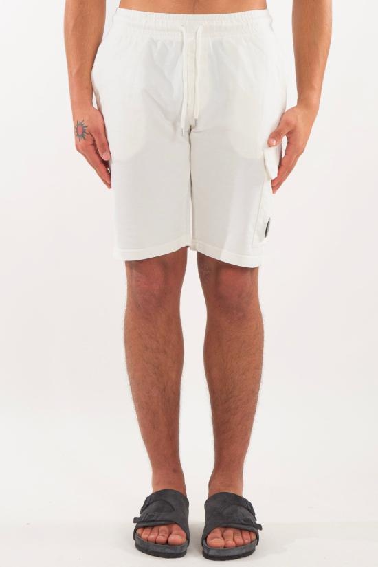 25SS 씨피 컴퍼니 라이트 플리스 카고 렌즈 쇼츠 18CMSB069A 002246G 103 White