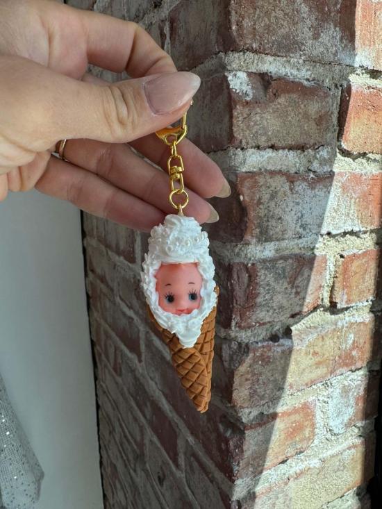  Otonamiya 키링 오토나미야 휘핑크림+펄 큐피 키체인 어웨이크 - OTHER BRANDS