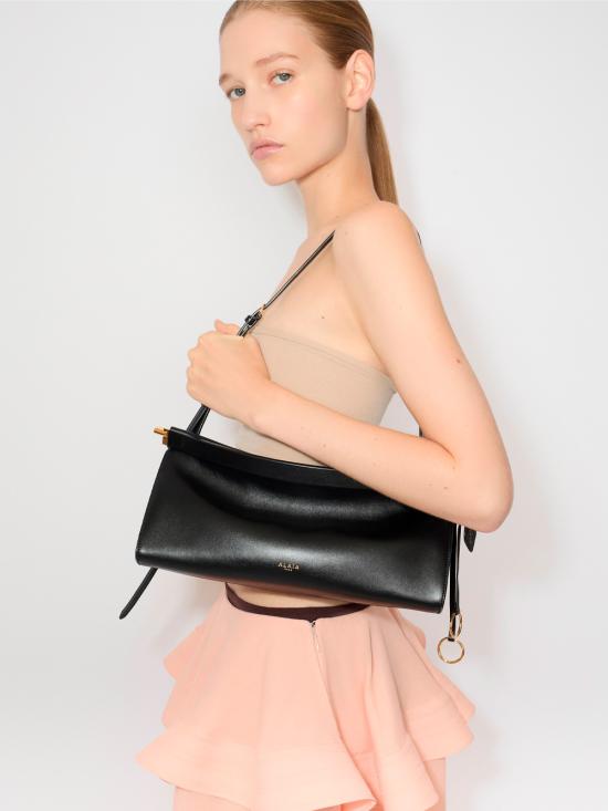 25SS 알라이아 숄더백 AA1S01430CA332 999 NOIR - ALAIA