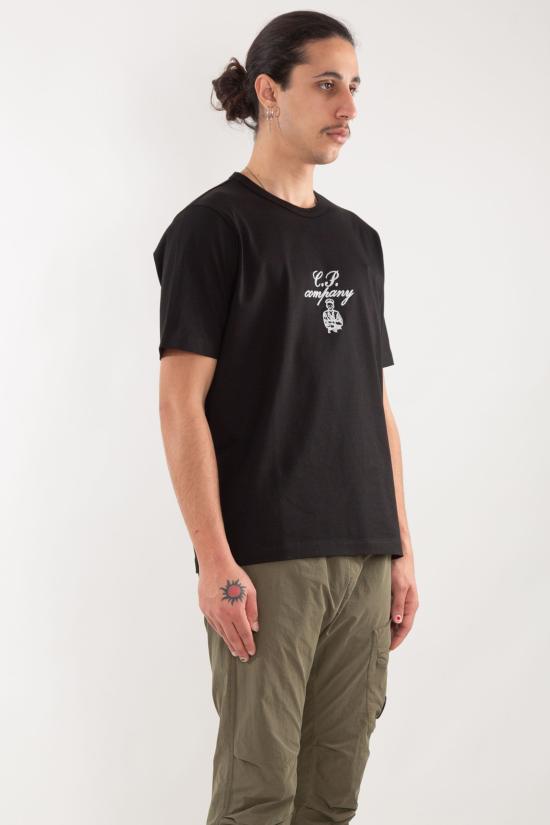 25SS 씨피 컴퍼니 반팔 티셔츠 18CMTS109A 110301W 999 BLACK DOM - C.P. COMPANY