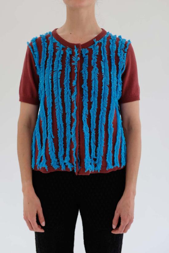  베클리나 반팔 티셔츠 Beklina Mona 셔츠 Umber/Parrot