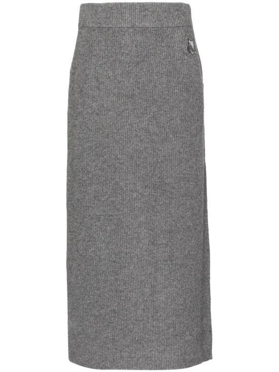  메종키츠네 미디 스커트 LW01501KT1093H131