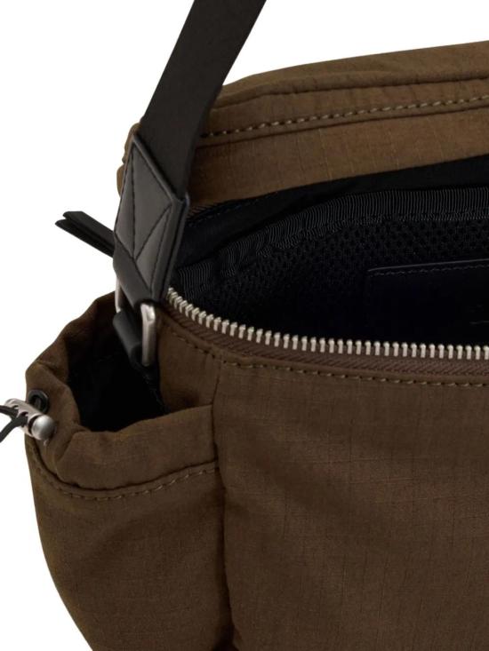  아미 숄더백 E25ULL022AW0074 brown - AMI