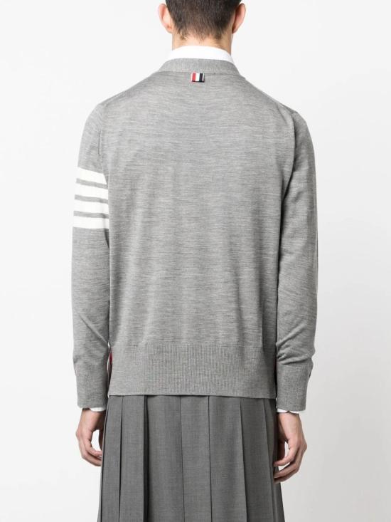 26FW 톰브라운 4바 서스테이너블 파인 메리노 울 클래식 가디건 MKC002AY1014 058 - THOM BROWNE