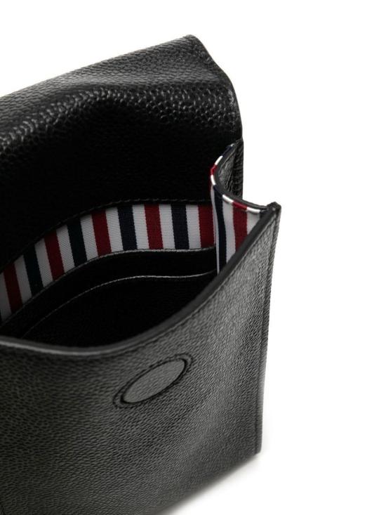 25FW 톰브라운 스트랩 휴대폰 홀더 핸드폰 액세사리 MAC113A00198 BLACK - THOM BROWNE