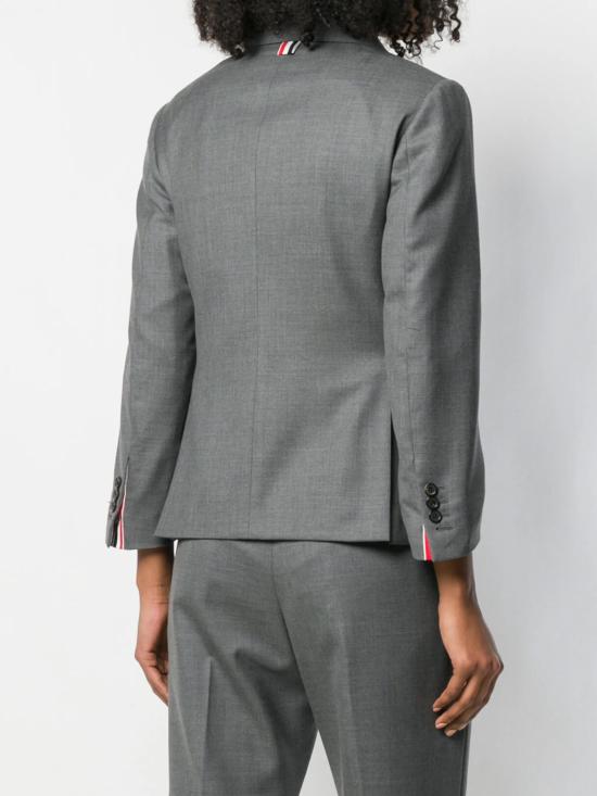 25FW 톰브라운 4바 싱글 브레스티드 블레이저 FBC637A00626 035 - THOM BROWNE